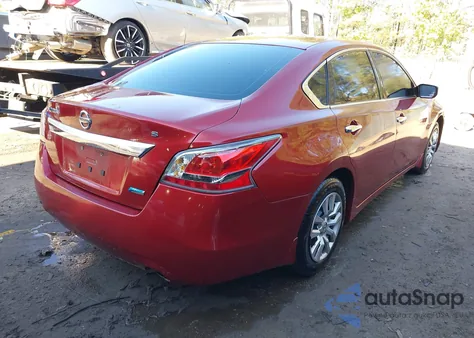 2014 Nissan Altima 2.5 S z USA, uszkodzony, nr VIN 1N4AL3AP8EC139183